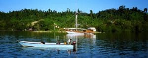 Waigeo and the smaller islands of Manyaifun, Arborek, Mansuar and Kri to its south, all lie wholly below the Equator in the Southern Hemisphere, Raja Ampat, Indonesia